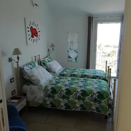 Da Zio Lino Bed & Breakfast *
